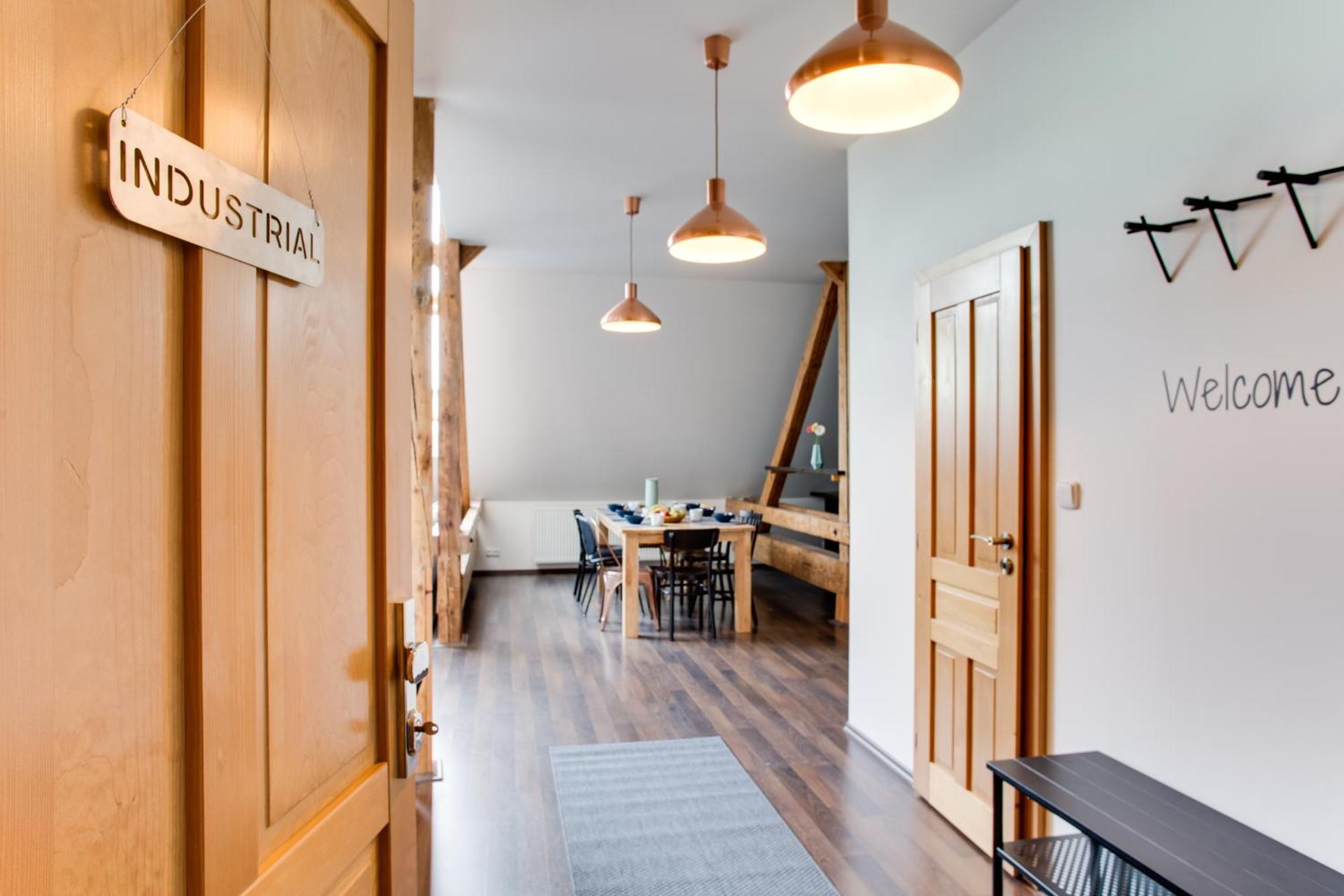 Ultimate 1 Experience - Duplex, Roof Terrace, Castle View, Free Parking Over Weekends Praga