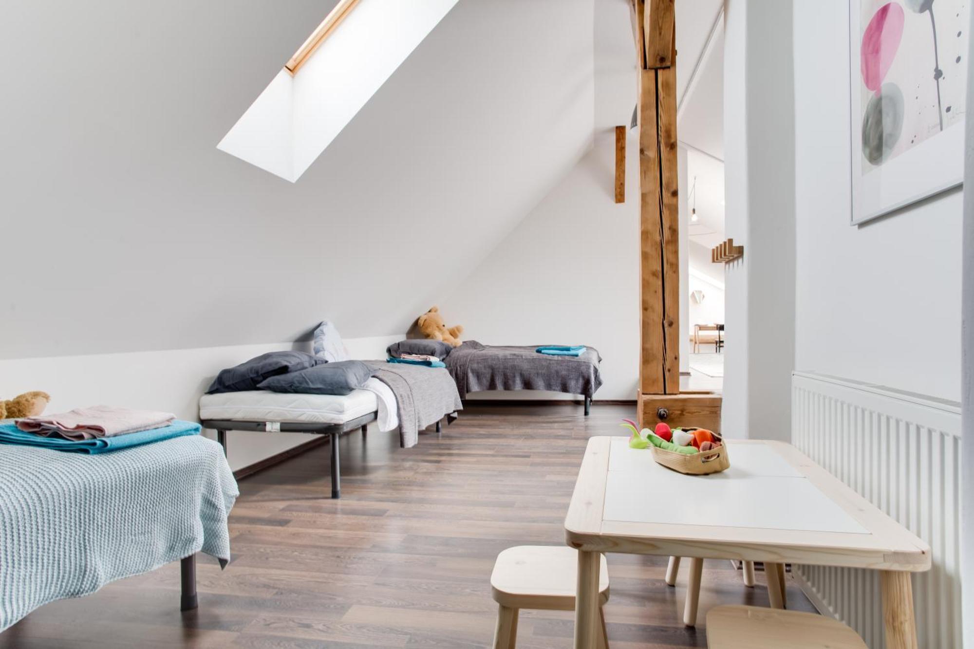 Ultimate 1 Experience - Duplex, Roof Terrace, Castle View, Free Parking Over Weekends * Praga
