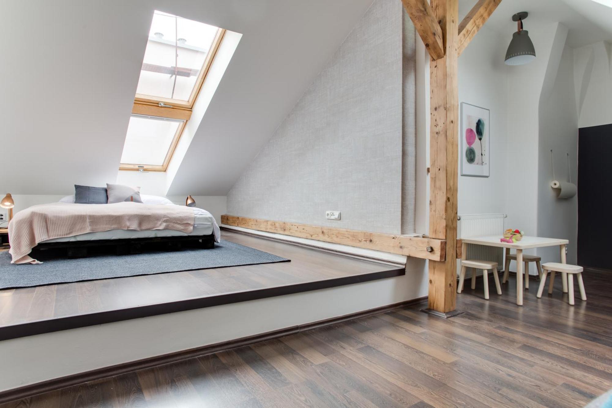 Ultimate 1 Experience - Duplex, Roof Terrace, Castle View, Free Parking Over Weekends Praga